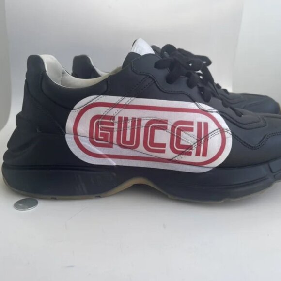 Gucci  Rhyton sneaker with Gucci logo - Picture 2 of 8